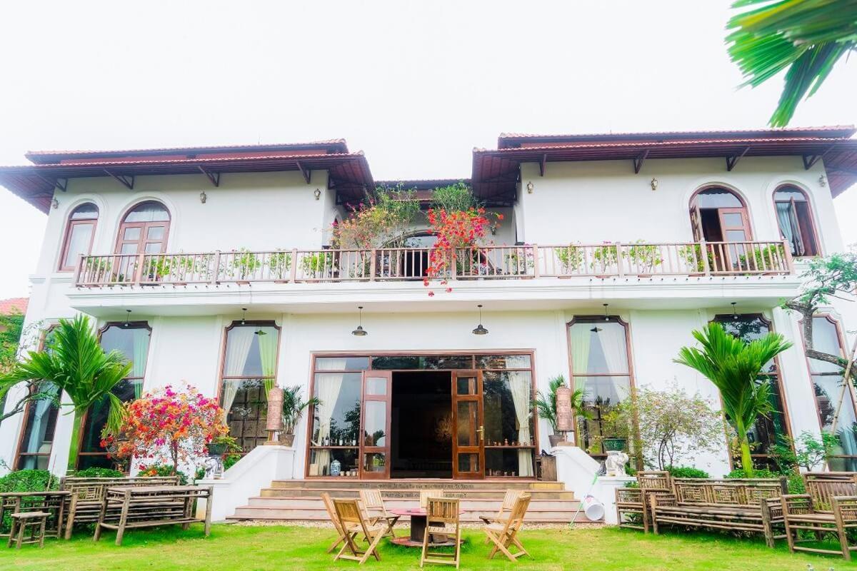 Nha Duoi Hotel Son Tay Exterior photo