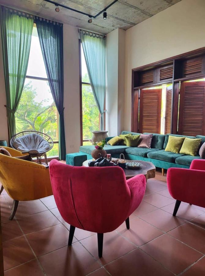 Nha Duoi Hotel Son Tay Exterior photo